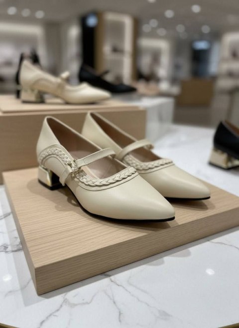 حذاء نسائي شيك 5