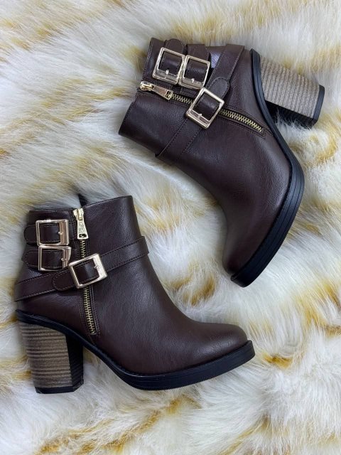 حذاء نسائي شتوي 17