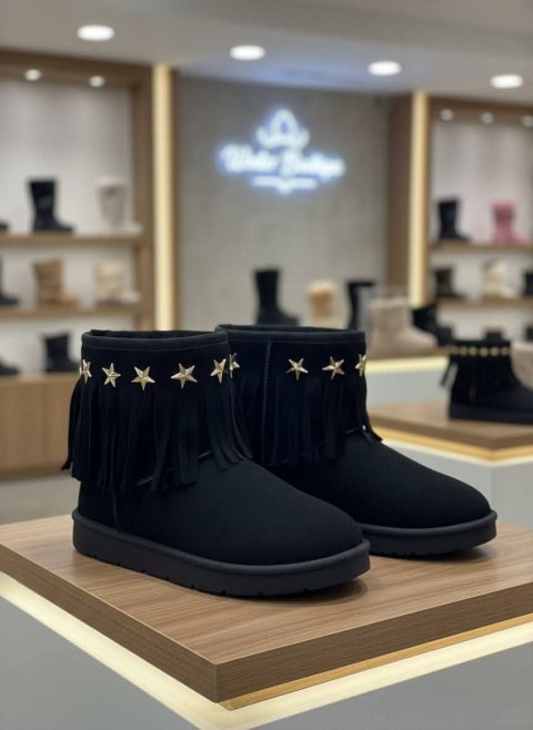 حذاء نسائي شتوي 16