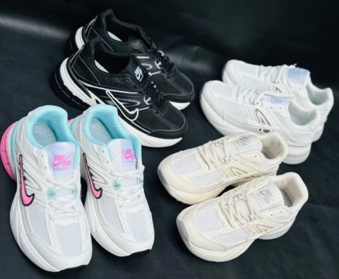 حذاء نسائي رياضي