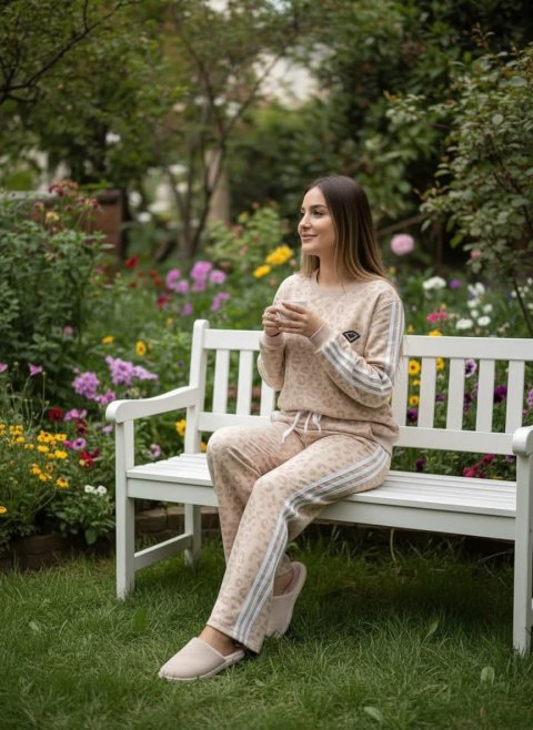 بيجاما فليس ستراس