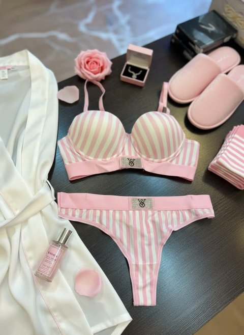 طقم سوتيان أجنبي 5