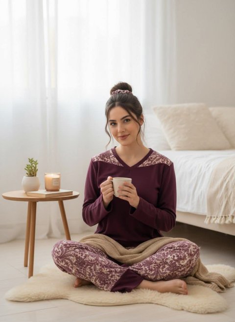 بيجاما مخمل بثلاث قطع 6