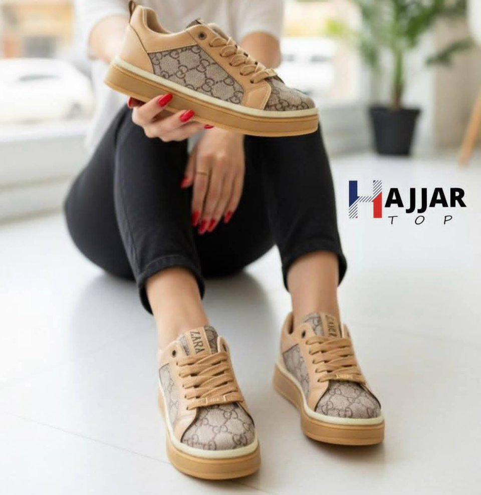 حذاء نسائي رباط