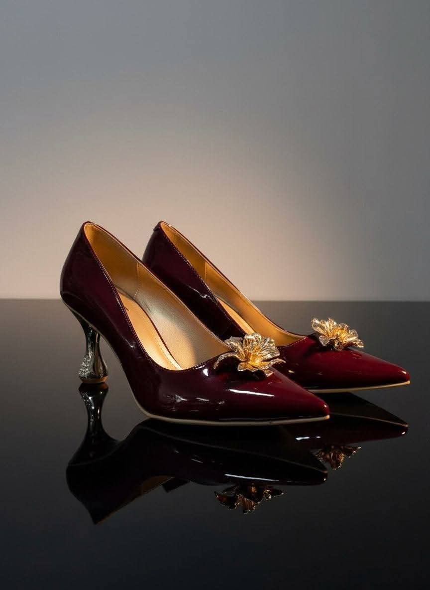 حذاء بكعب مميز