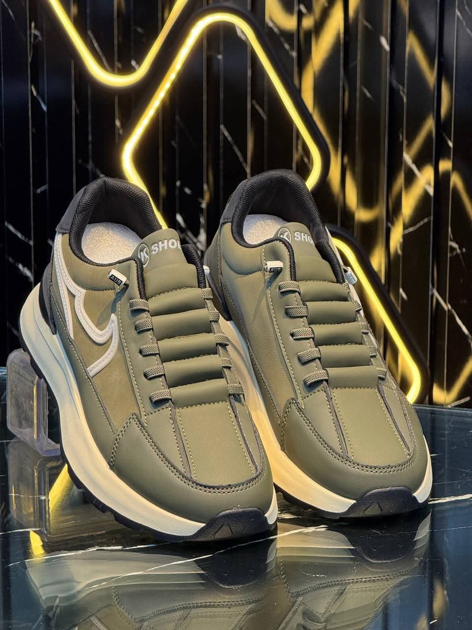 حذاء رسمي رياضي