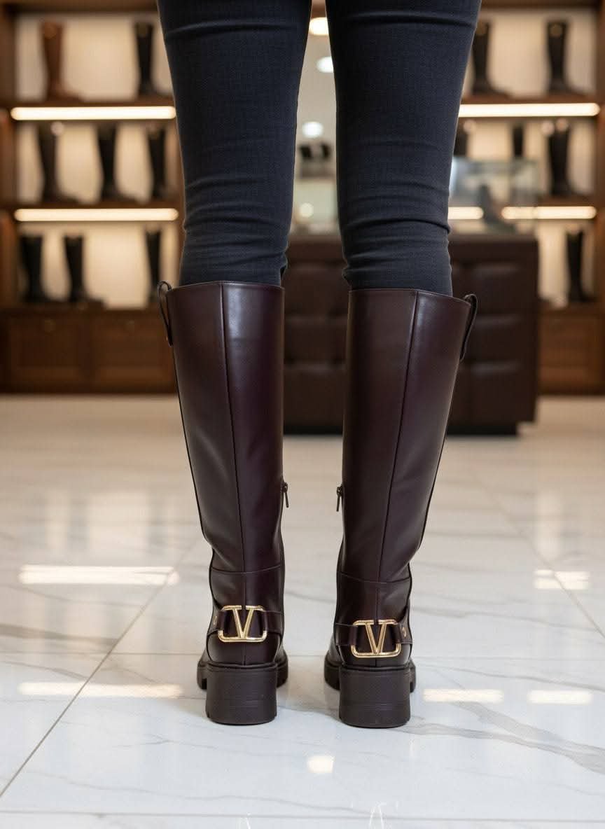 حذاء ساق طويلة