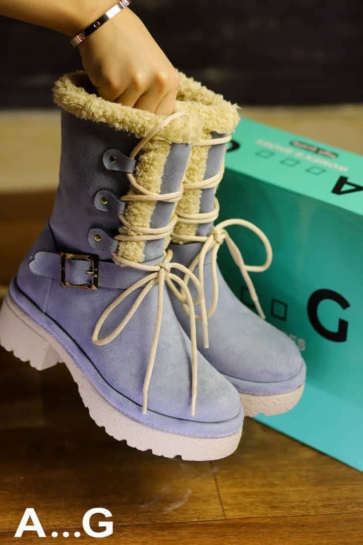 حذاء شامواه