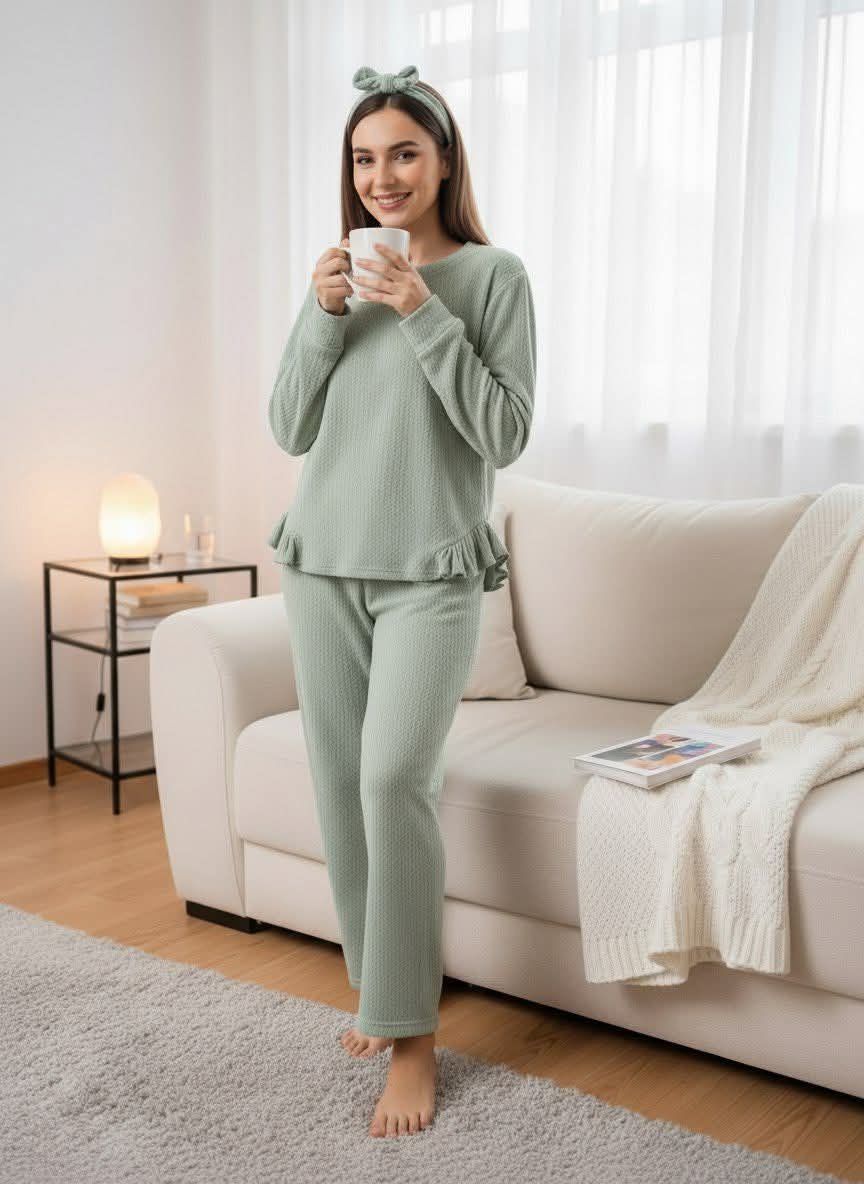 بيجاما مخمل للبيت