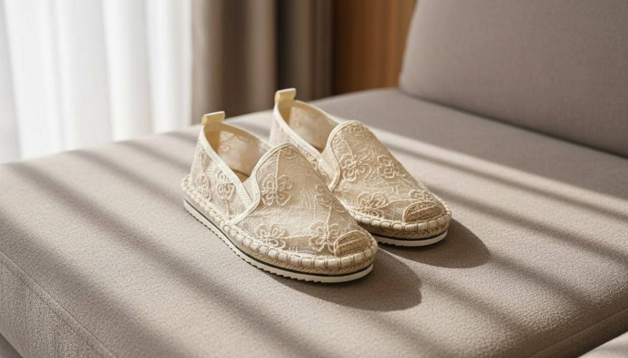 حذاء مستورد دعسة طبية للصبايا 4