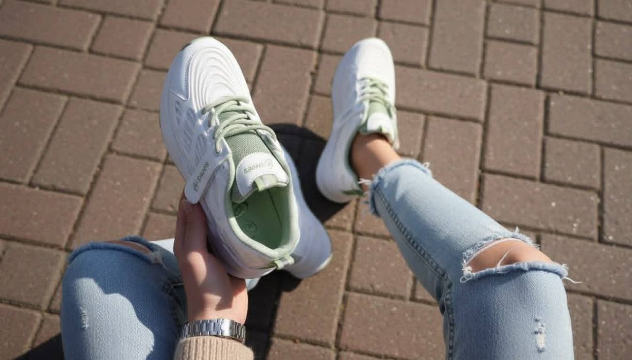 حذاء مستورد طبي رياضي للصبايا 9