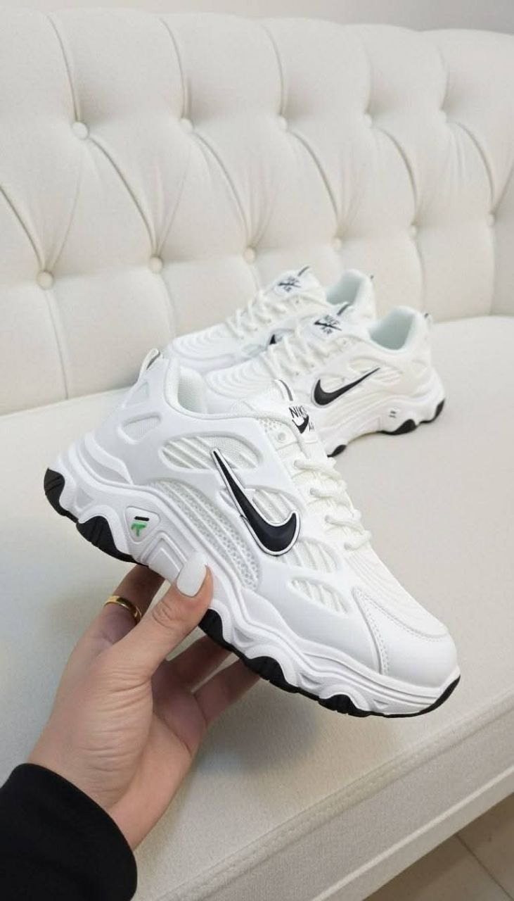 حذاء مستورد للصبايا رياضي 4