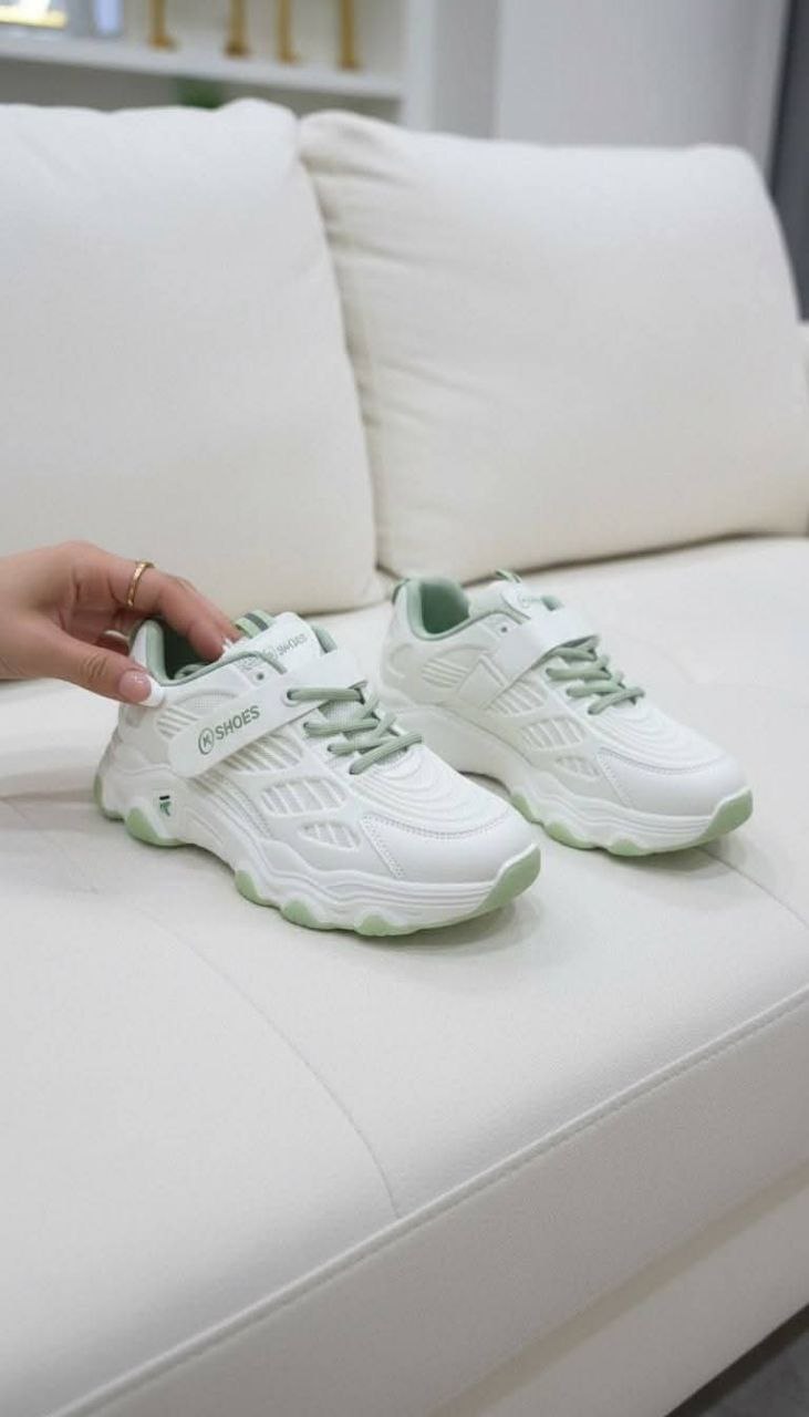 حذاء مستورد للصبايا رياضي 7