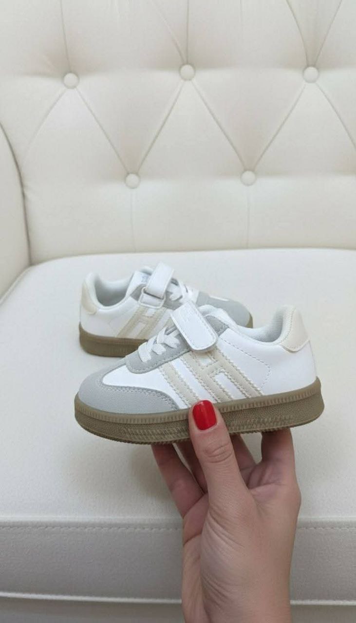 حذاء مستورد خاص للولادي 7