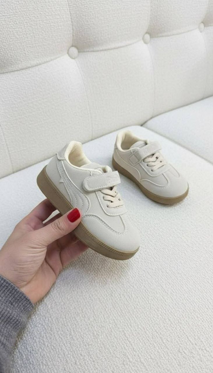 حذاء مستورد خاص للولادي 8