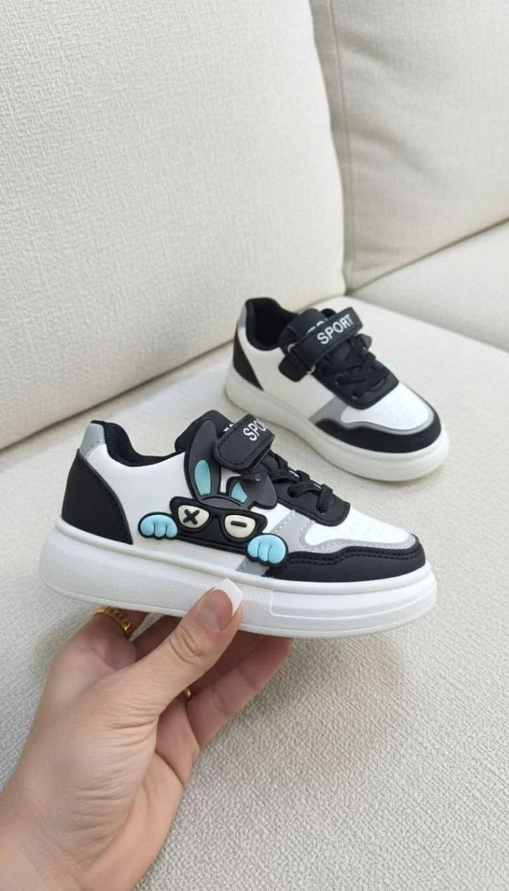 حذاء مستورد خاص للولادي 15