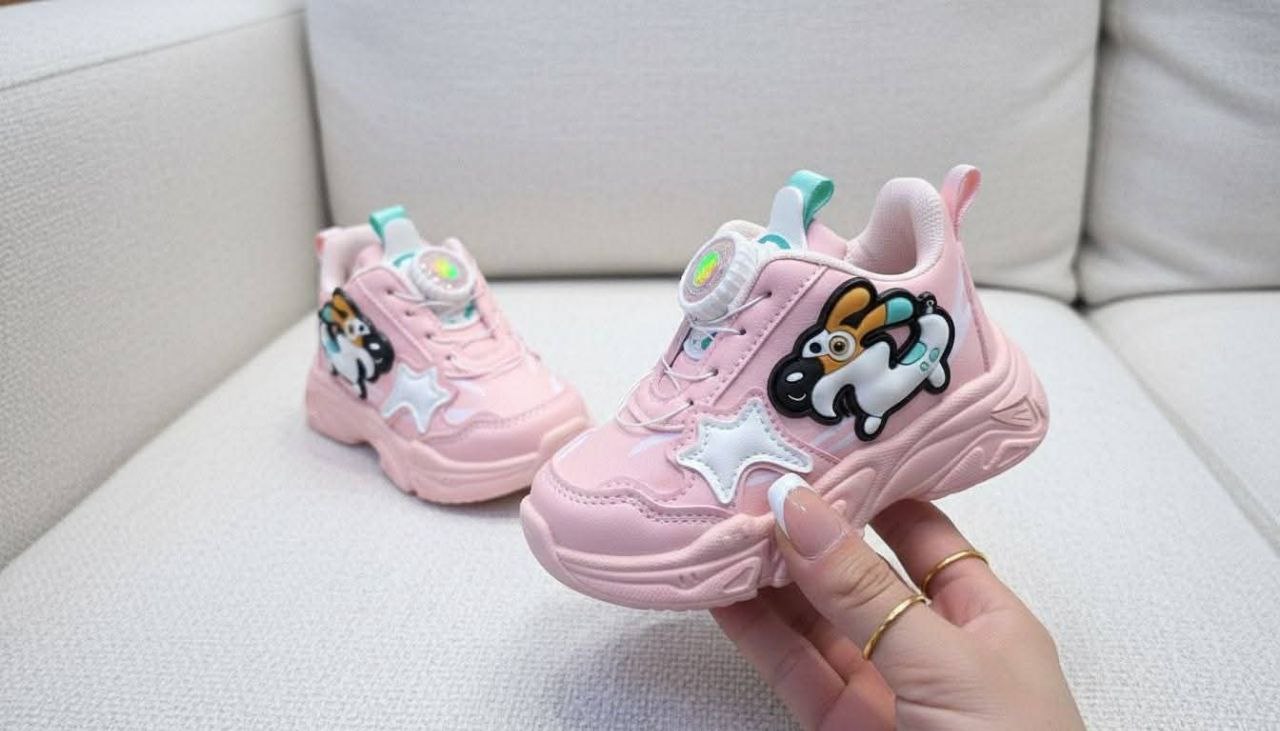 حذاء أطفال بتصميمات متنوعة 3