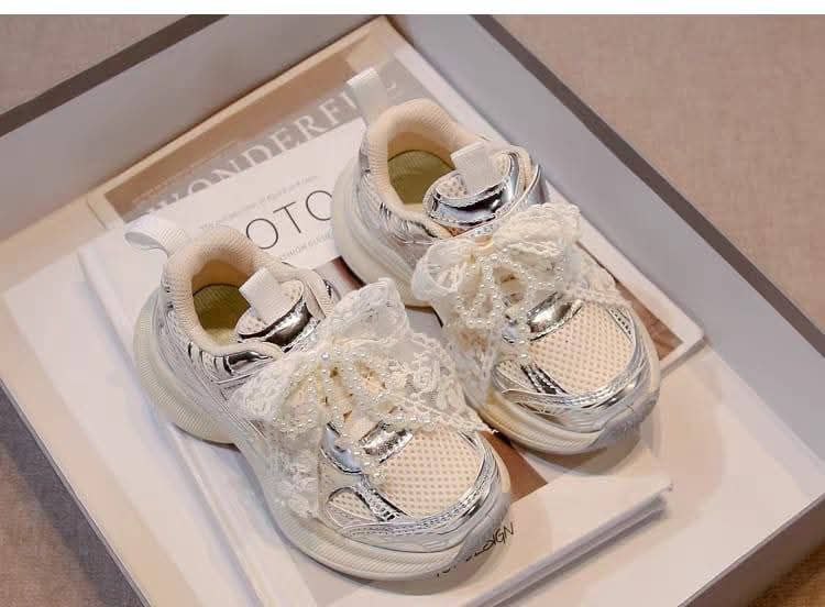 حذاء بناتي مع بكلة ولولو 6