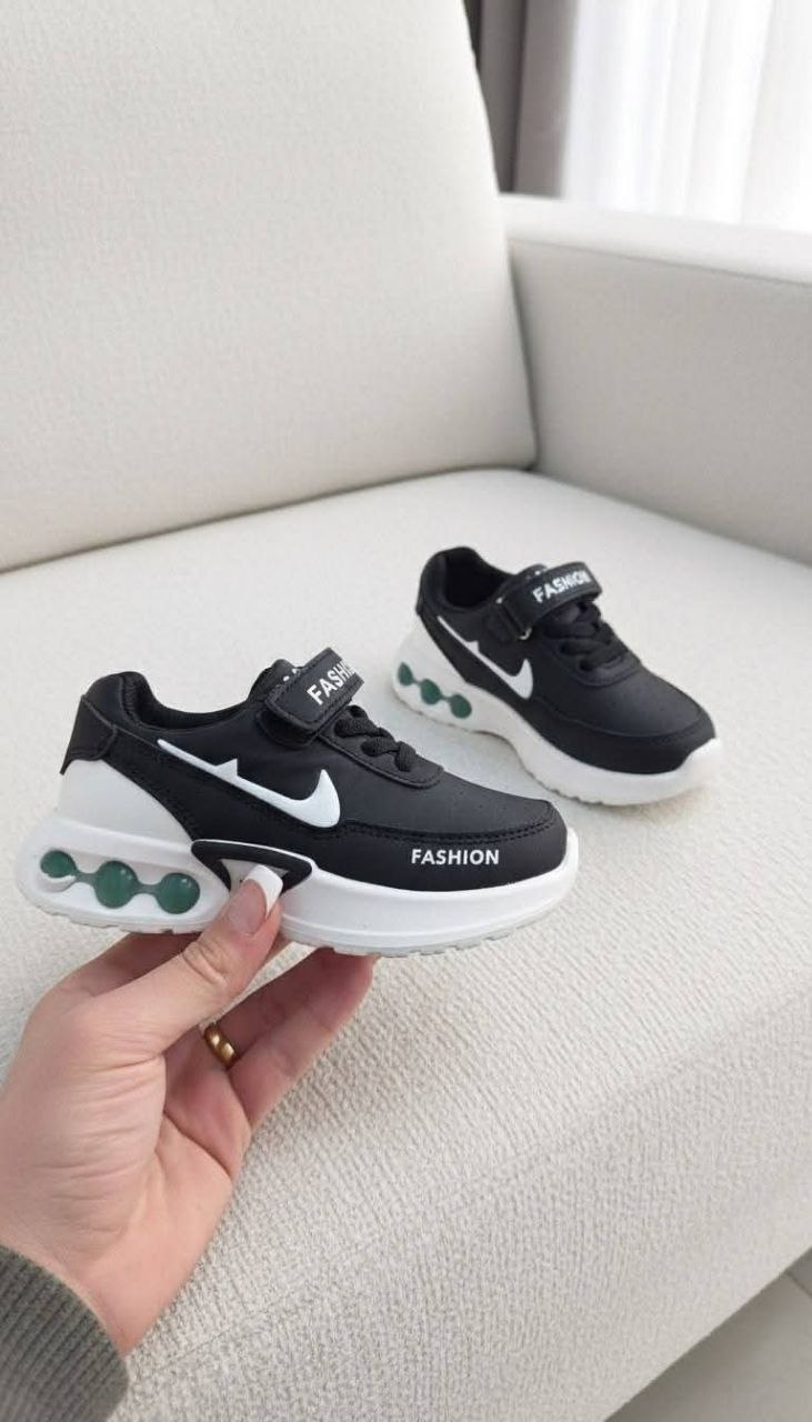 حذاء مستورد قطعة العيد بناتي وصبياني 14