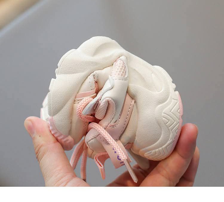 حذاء ولادي عصري للعيد 5