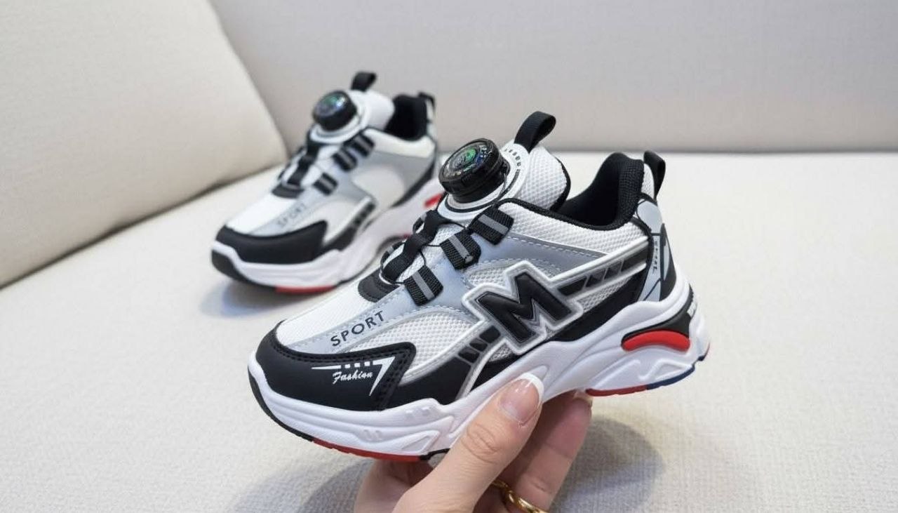 حذاء ولادي مستورد عصري