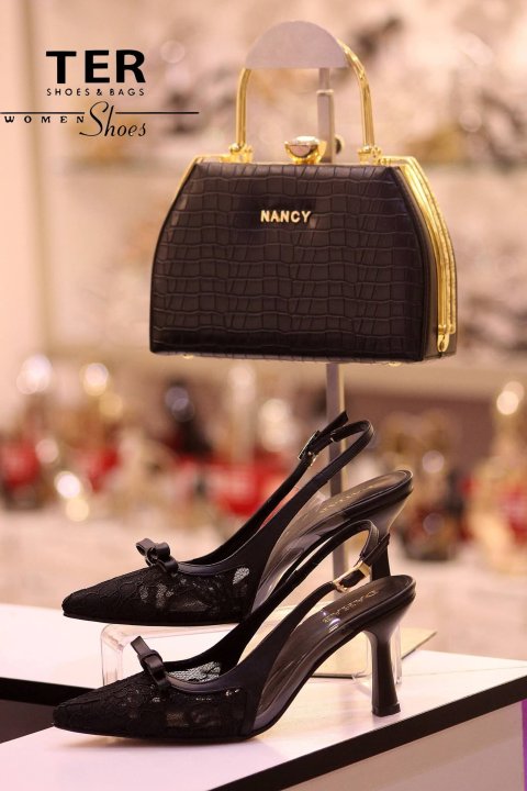 طقم حذاء وحقيبة أنيق