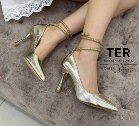 حذاء للصبايا فاخر