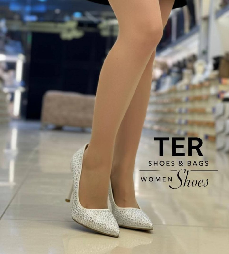 حذاء فاخر للصبايا